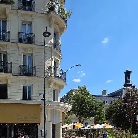 Elegant Proche Paris